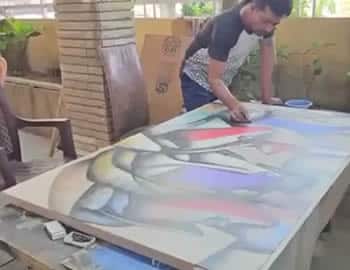 BEHIND THE SCENES: WATCH ARTIST JAGANNATH PAUL BLEND CHARCOAL ON CANVAS