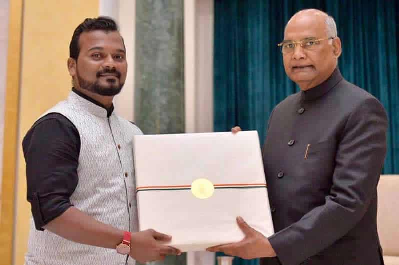 Siddharth receiving rashtrapati samman award