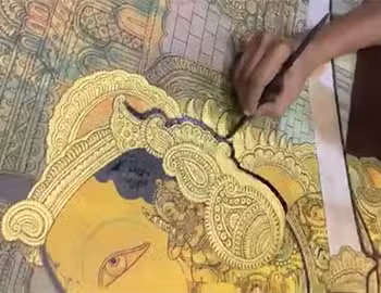 BEHIND THE SCENES: WATCH ARTIST RAMESH GORJALA APPLY KALAMKARI TECHNIQUES
